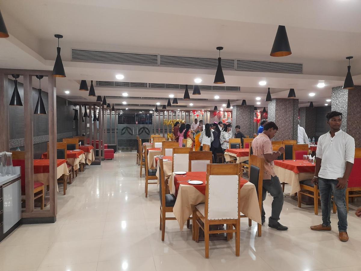 Variety Inn Patna  Ngoại thất bức ảnh