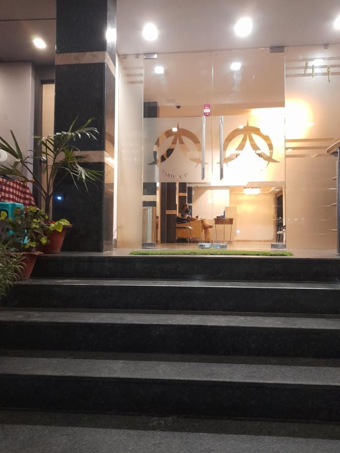 Variety Inn Patna  Ngoại thất bức ảnh
