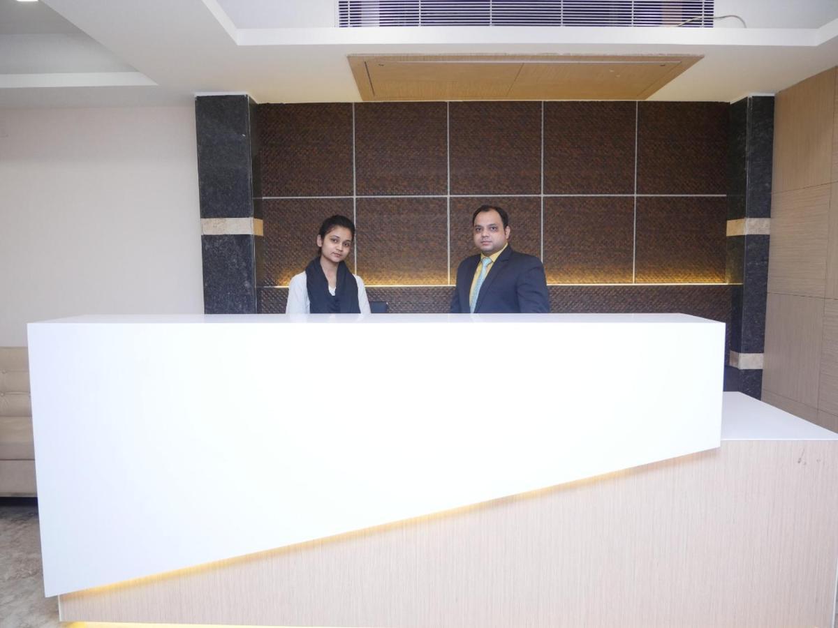 Variety Inn Patna  Ngoại thất bức ảnh