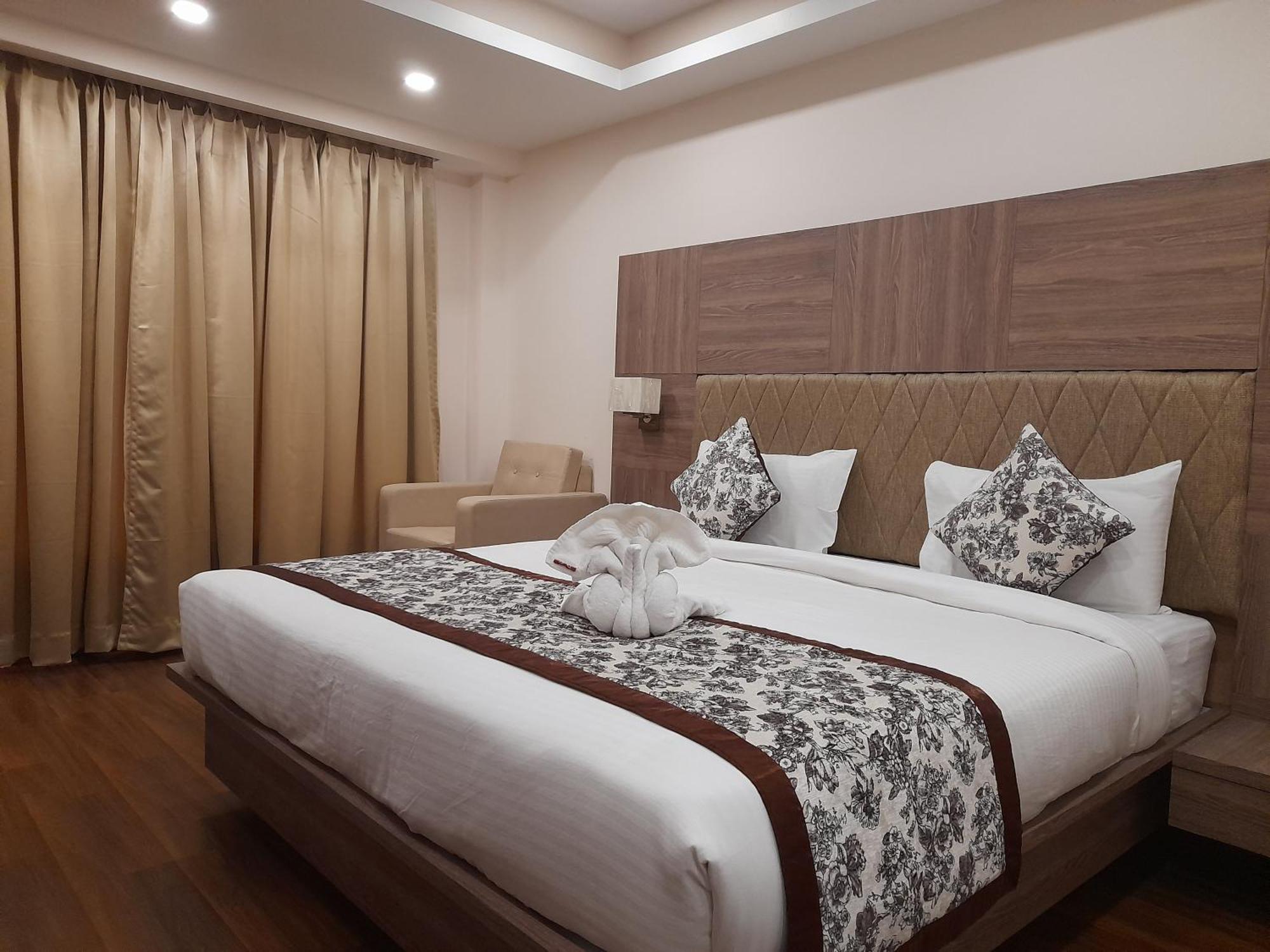 Variety Inn Patna  Ngoại thất bức ảnh