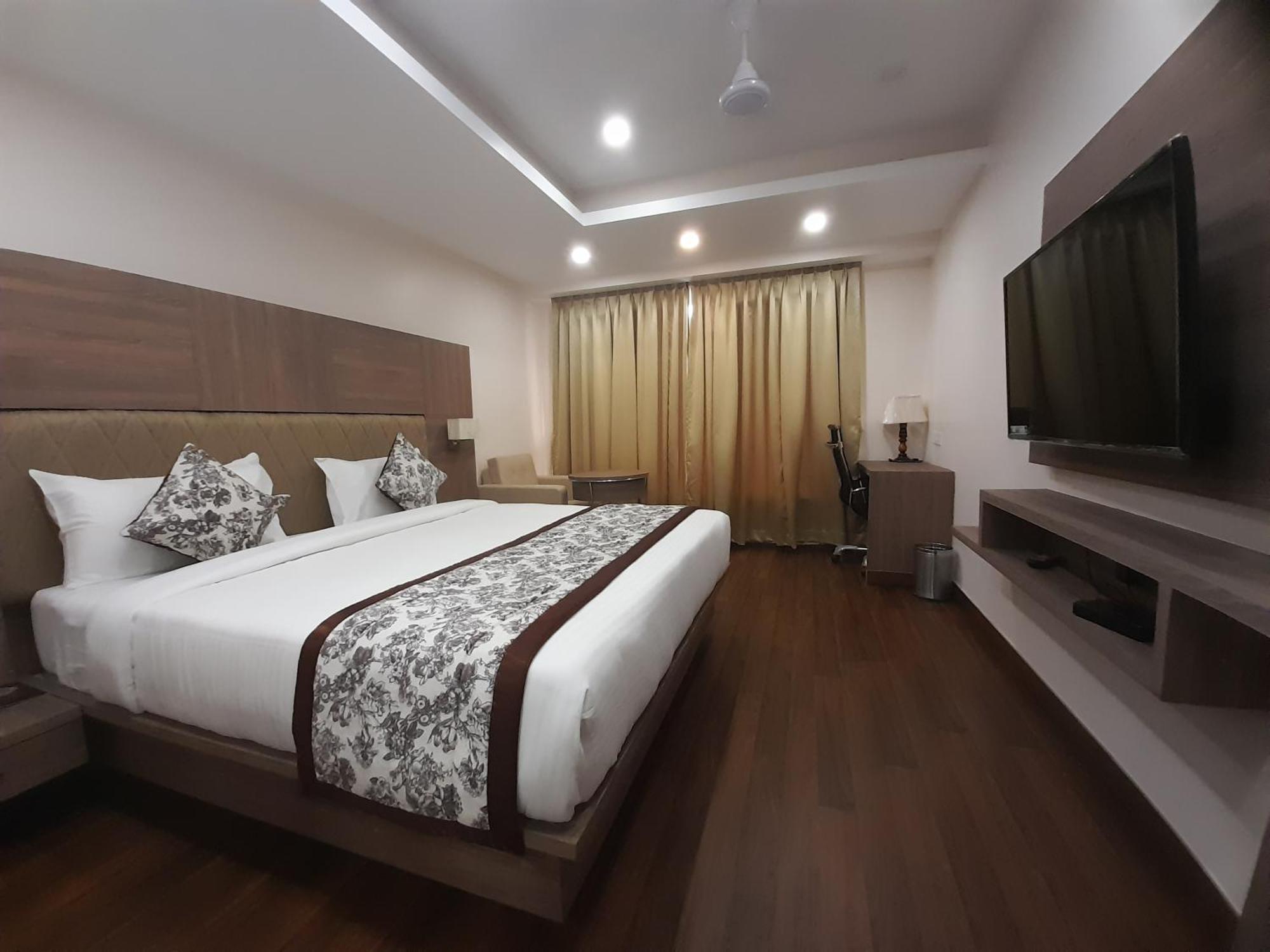 Variety Inn Patna  Ngoại thất bức ảnh