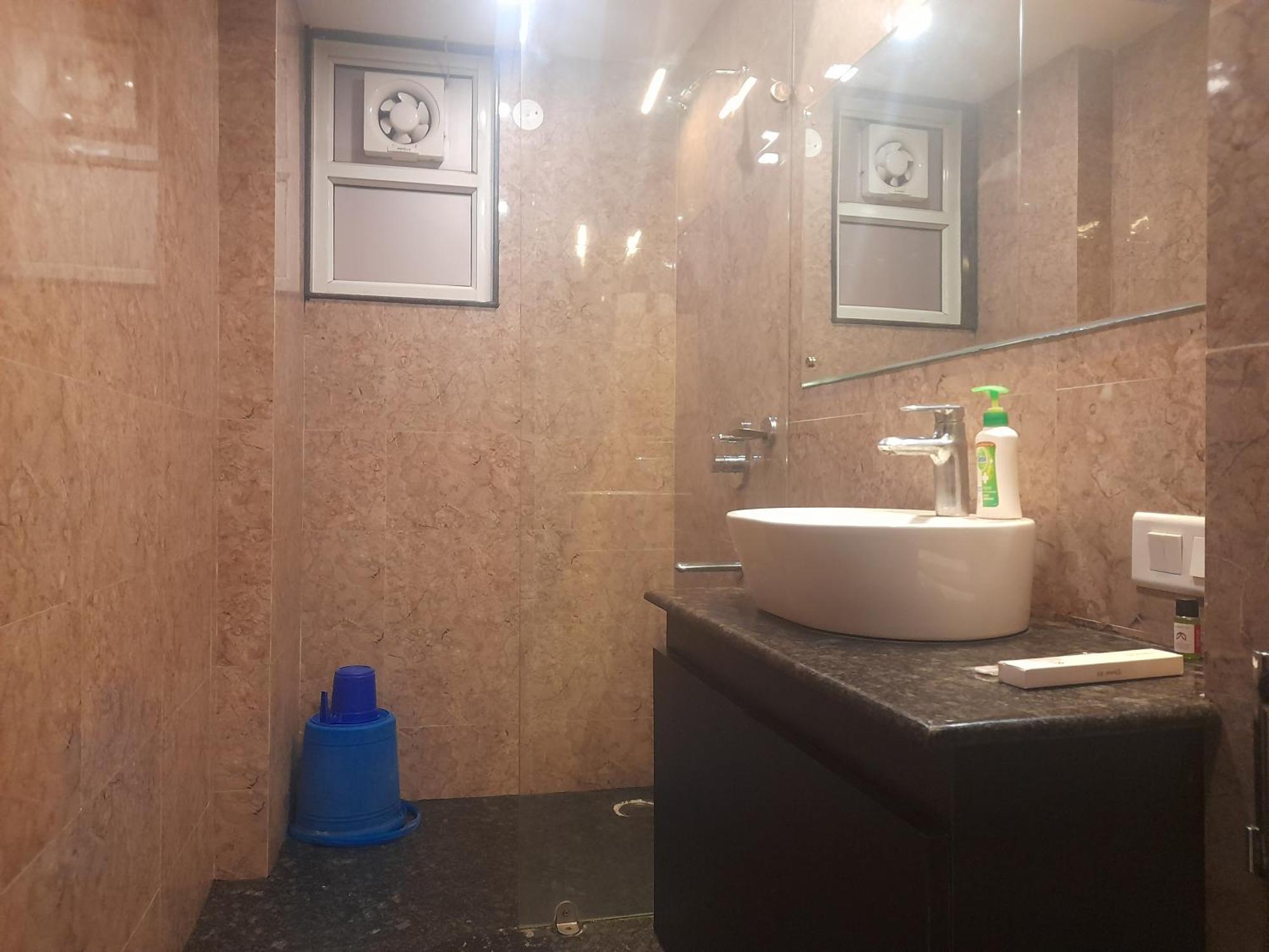 Variety Inn Patna  Phòng bức ảnh